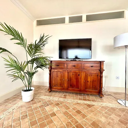 Daire Three Bedroom With Sea View,near The Beach, Heated Pool Y Free Wifi In All Common Areas *